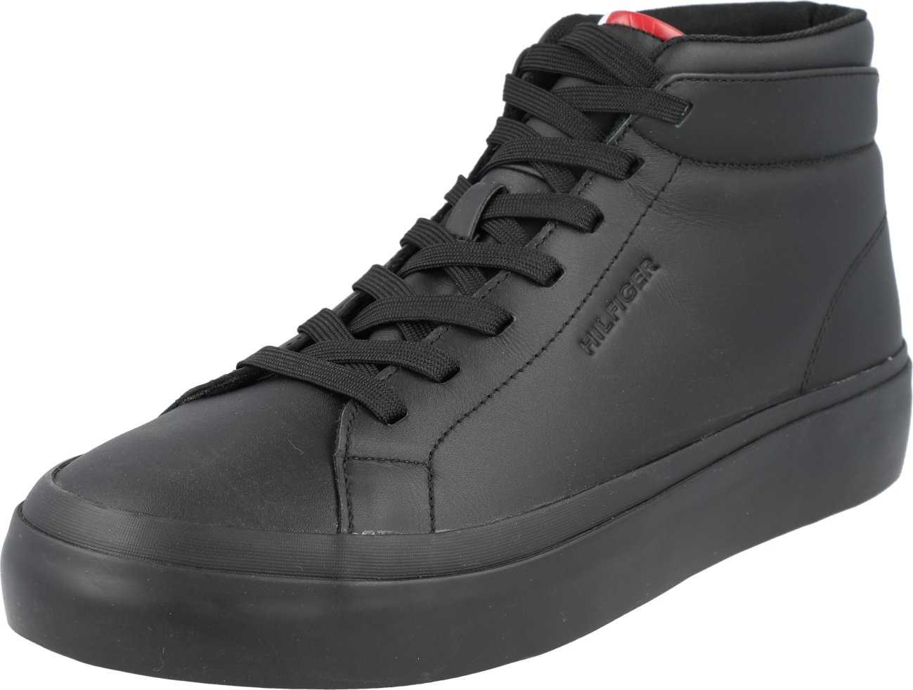 TOMMY HILFIGER Kotníkové tenisky černá