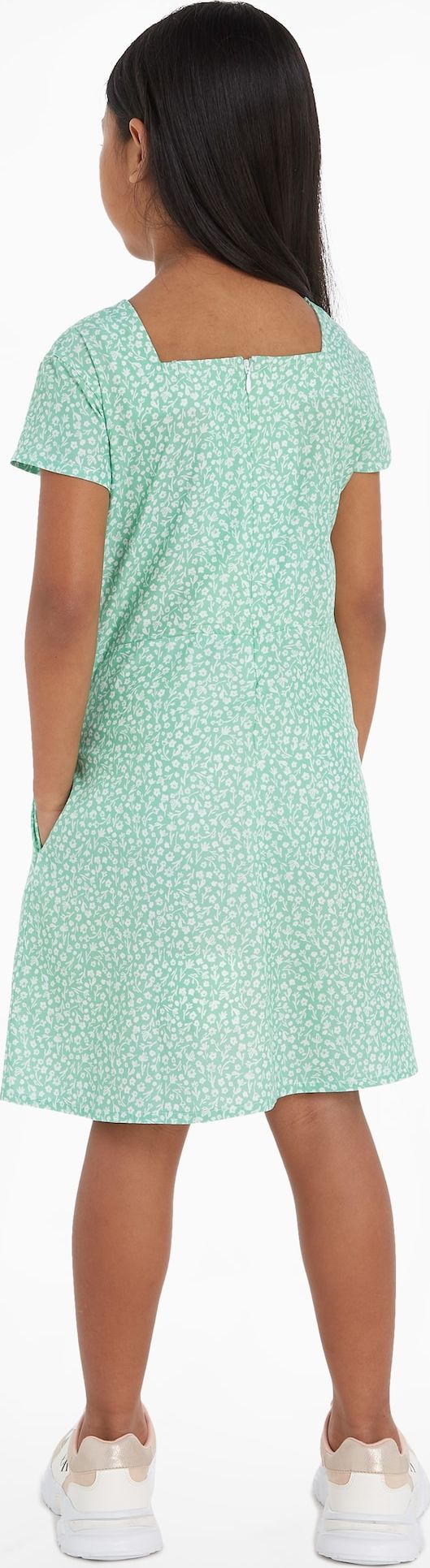 Calvin Klein Šaty pastelově zelená / bílá