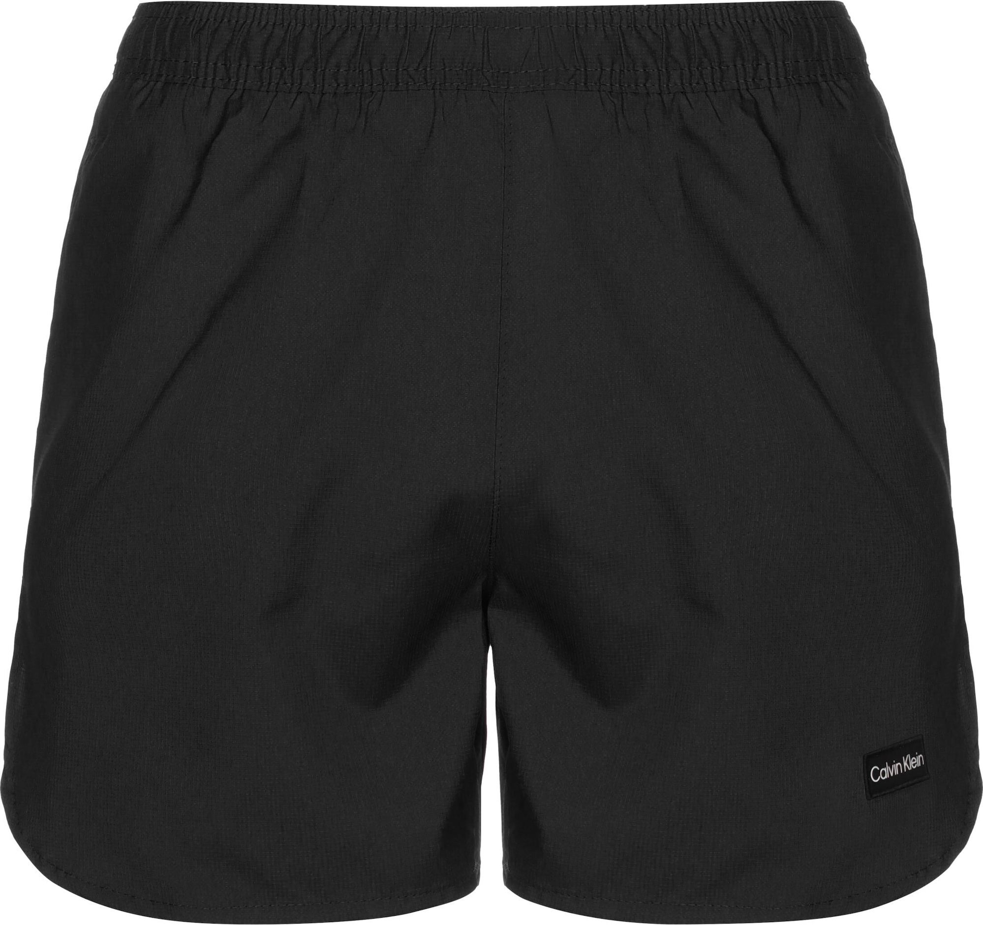 Calvin Klein Swimwear Plavecké šortky černá / bílá