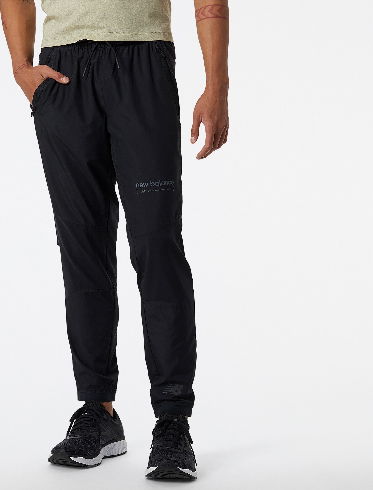 new balance Sportovní kalhoty černá